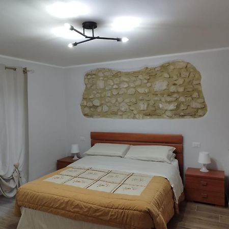 Casa Vacanza "Marinella" Sulmona Buitenkant foto
