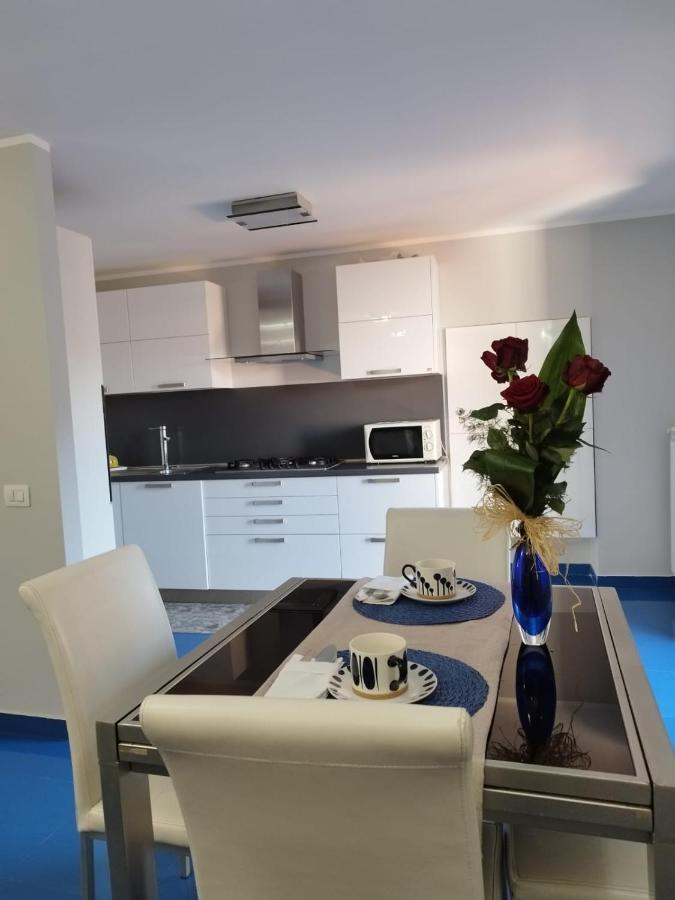 Casa Vacanza "Marinella" Sulmona Buitenkant foto